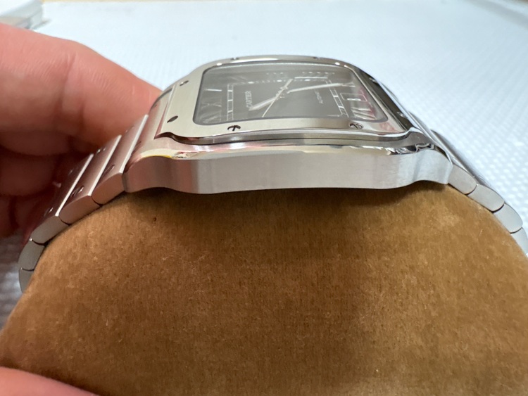 カルティエ サントス CRWSSA003（高級時計）の商品画像 - 査定依頼日：2025年8月13日 - 最高査定価格：920,000円