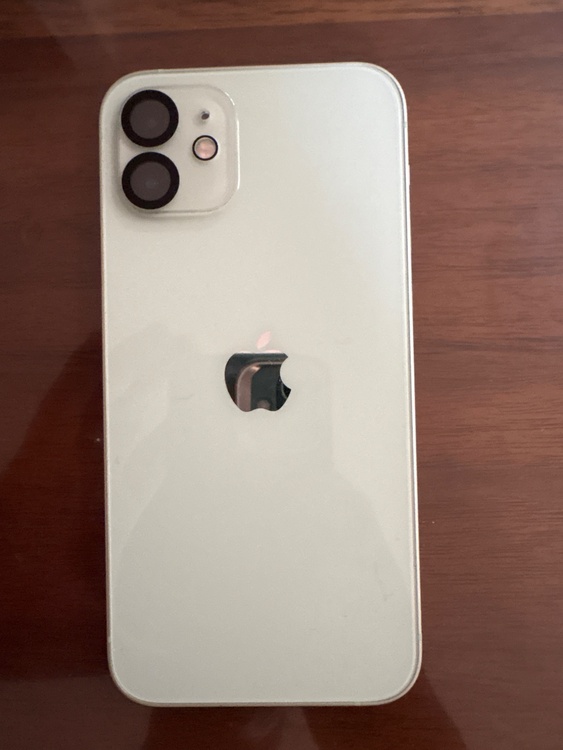 iPhone12（スマホ）の商品画像 - 査定依頼日：2026年7月31日 - 最高査定価格：22,500円