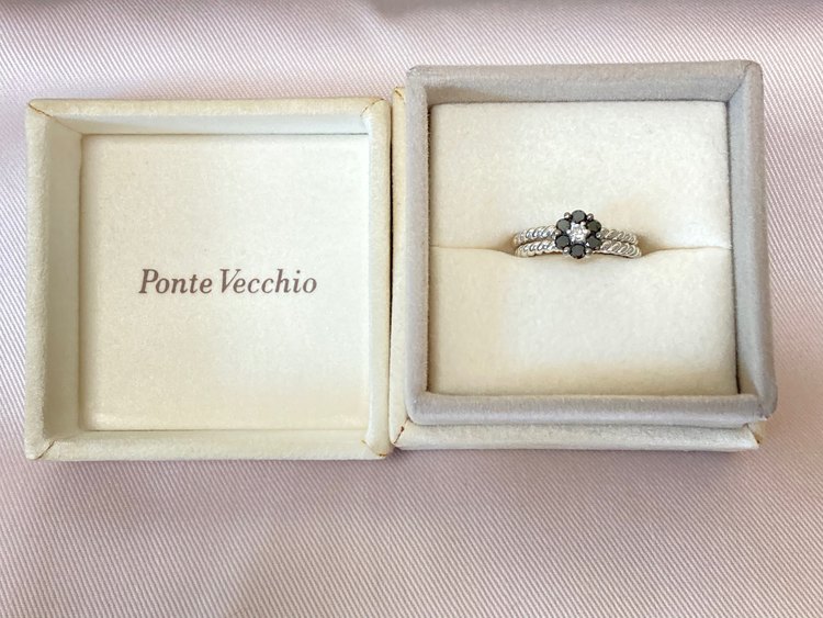 ポンテベッキオ　ブラックダイヤリング（宝石）の商品画像 - 査定依頼日：2022年9月30日 - 最高査定価格：25,000円