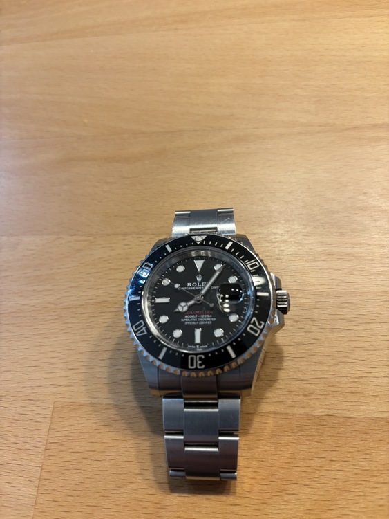 ロレックス シードゥエラー 12660（高級時計）の商品画像 - 査定依頼日：2025年12月29日 - 最高査定価格：1,600,000円
