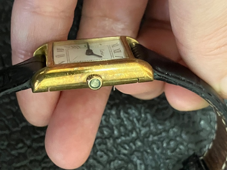 カルティエタンク（高級時計）の商品画像 - 査定依頼日：2025年7月27日 - 最高査定価格：80,000円