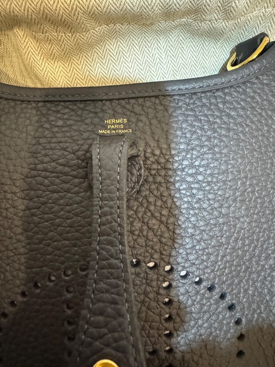 エブリン16（ブランドバッグ）の商品画像 - 査定依頼日：2025年11月19日 - 最高査定価格：350,000円