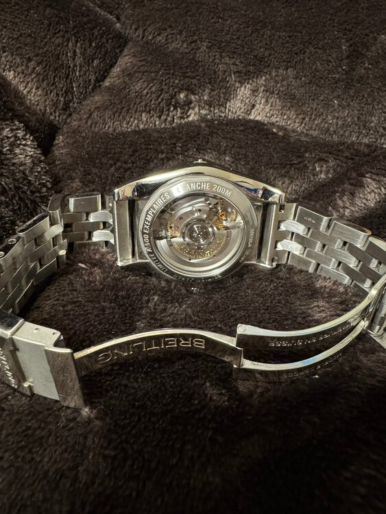 ブライトリング クロノマット （高級時計）の商品画像 - 査定依頼日：2025年2月5日 - 最高査定価格：450,000円