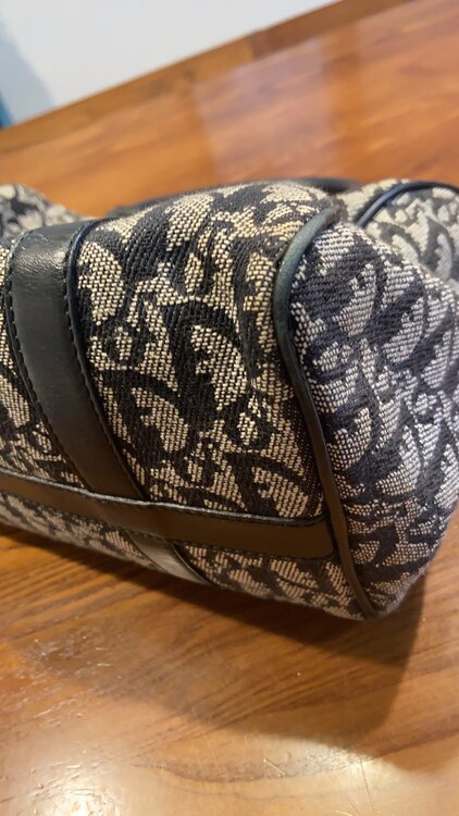 ディオール  （ブランドバッグ）の商品画像 - 査定依頼日：2025年3月4日 - 最高査定価格：60,000円