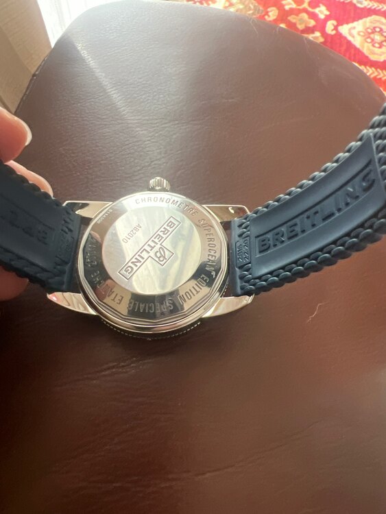 ブライトリング スーパーオーシャン （高級時計）の商品画像 - 査定依頼日：2025年2月1日 - 最高査定価格：420,000円