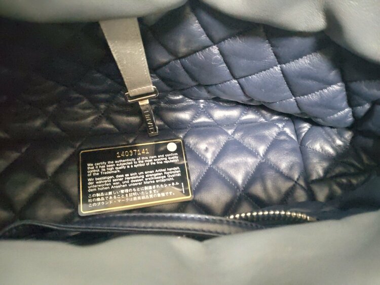 シャネル　コココクーン　オールレザー　グレー（ブランドバッグ）の商品画像 - 査定依頼日：2026年3月2日 - 最高査定価格：120,000円