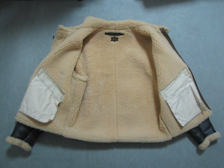 フライトジャケット　D-1（古着・ファッション）の商品画像 - 査定依頼日：2026年4月18日 - 最高査定価格：21,000円