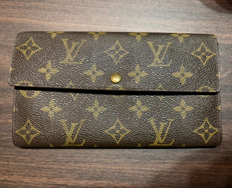 長財布（ブランド財布・小物）の商品画像 - 査定依頼日：2026年2月4日 - 最高査定価格：5,000円