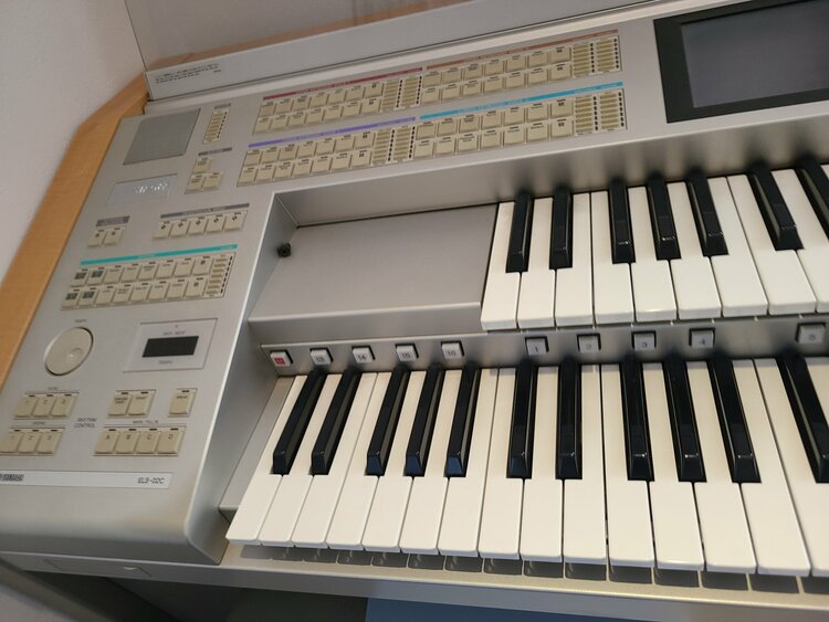 YAMAHASTAGEA02カスタム（ピアノ・楽器・PA機材）の商品画像 - 査定依頼日：2026年4月3日 - 最高査定価格：10,000円