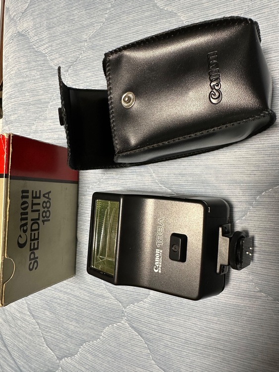 Canon AE1（カメラ）の商品画像 - 査定依頼日：2025年6月5日 - 最高査定価格：7,000円