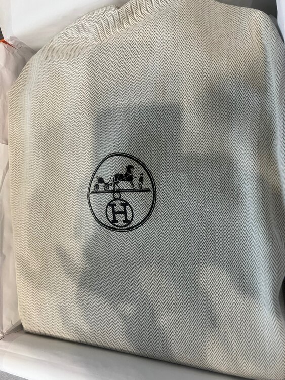 25（ブランドバッグ）の商品画像 - 査定依頼日：2025年1月21日 - 最高査定価格：3,200,000円