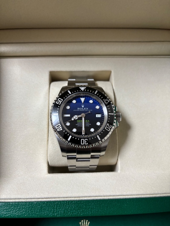 ロレックス シードゥエラー 13666（高級時計）の商品画像 - 査定依頼日：2026年3月2日 - 最高査定価格：2,570,000円