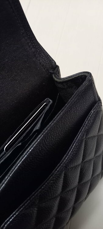 マトラッセ　キャビアスキン（ブランドバッグ）の商品画像 - 査定依頼日：2026年3月10日 - 最高査定価格：630,000円