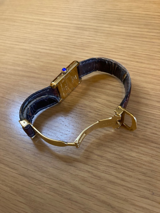 カルティエ タンク （高級時計）の商品画像 - 査定依頼日：2025年9月12日 - 最高査定価格：280,000円