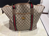 GUCCI GGキャンバス トートバッグ（ウェビングライン付き）（ブランドバッグ）の商品画像 - 査定依頼日：2025年11月6日 - 最高査定価格：10,000円