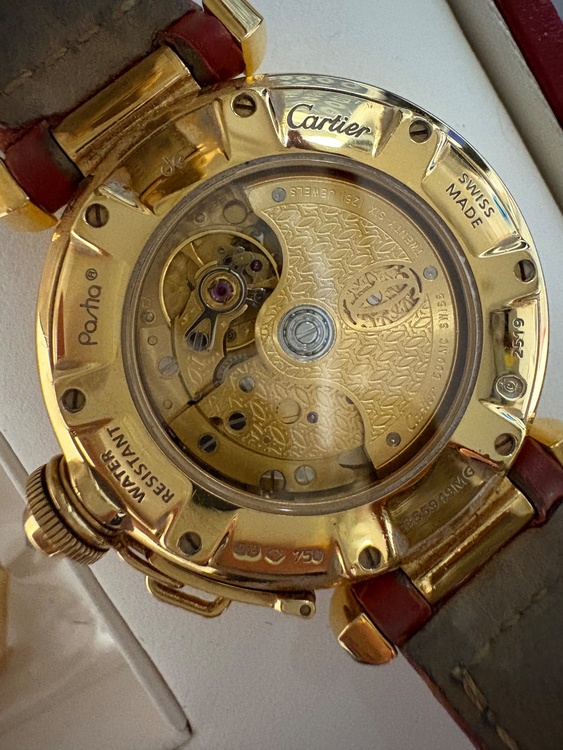 パシャドゥカルティエ（高級時計）の商品画像 - 査定依頼日：2026年4月1日 - 最高査定価格：1,000,000円