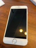 iPhone7 128GB Softbank（スマホ）の商品画像 - 査定依頼日：2023年8月11日 - 最高査定価格：4,000円