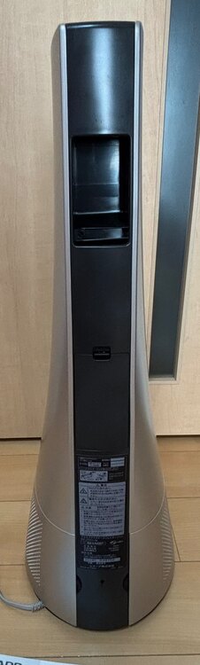 シャープ スリムイオンファン HOT＆COOL （家電）の商品画像 - 査定依頼日：2025年3月19日 - 最高査定価格：1,000円