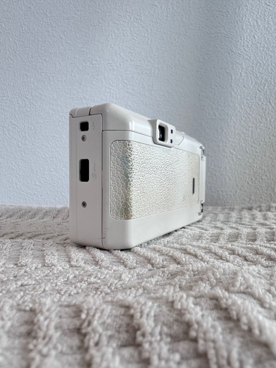 NATURA CLASSICA WHITE（カメラ）の商品画像 - 査定依頼日：2026年3月17日 - 最高査定価格：56,000円