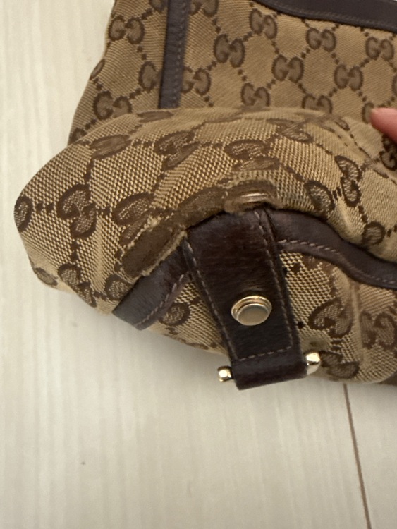 グッチ　GCスプリーム　（ブランドバッグ）の商品画像 - 査定依頼日：2025年10月31日 - 最高査定価格：20,000円