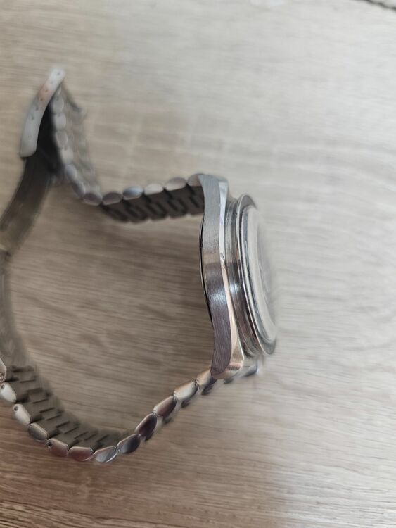 スピードマスター（高級時計）の商品画像 - 査定依頼日：2025年9月2日 - 最高査定価格：390,000円