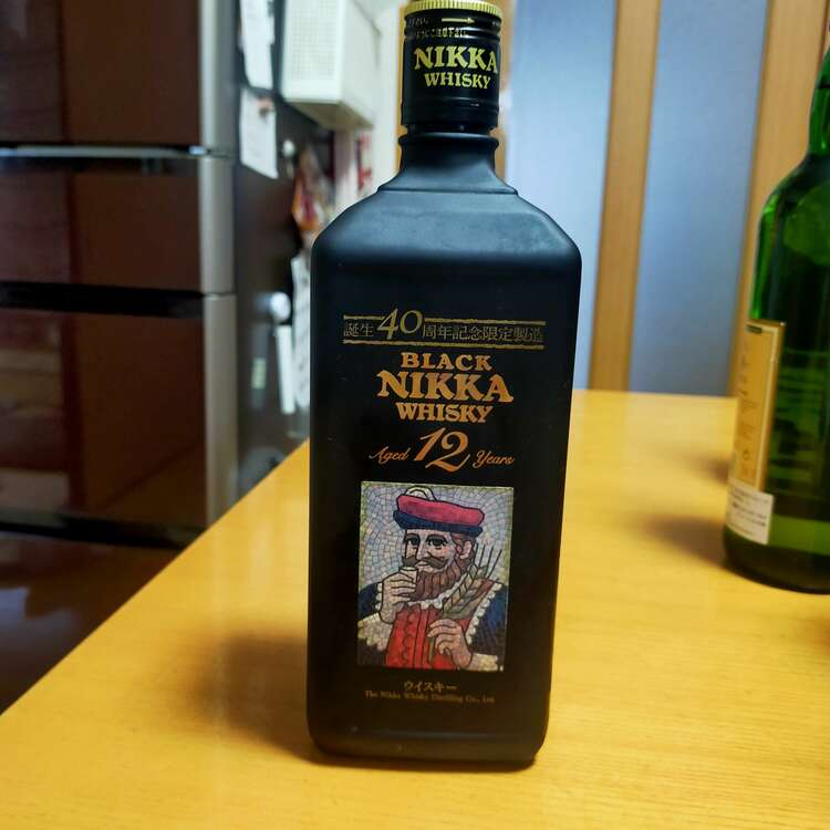 BLACKNIKKA12年40周年記念限定製造ボトル（お酒）の商品画像 - 査定依頼日：2025年4月13日 - 最高査定価格：10,100円