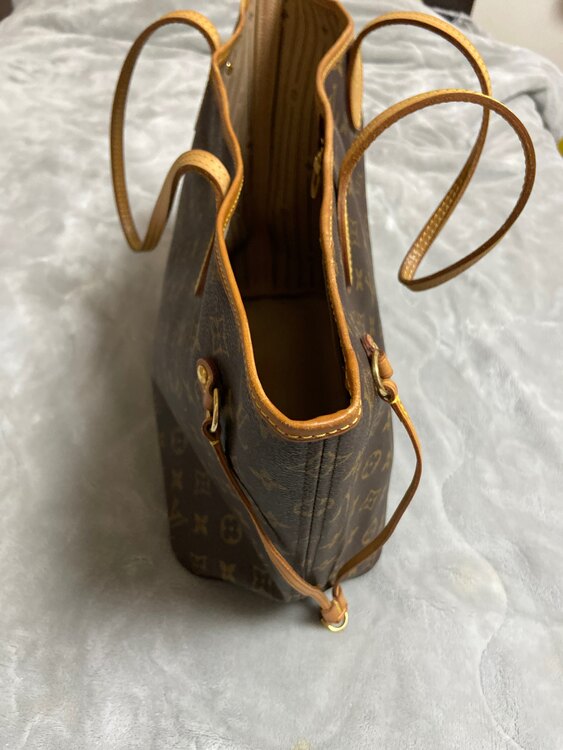 LOUIS VUITTON ルイ・ヴィトン ネヴァーフルMM モノグラム トート（ブランドバッグ）の商品画像 - 査定依頼日：2025年3月18日 - 最高査定価格：80,000円