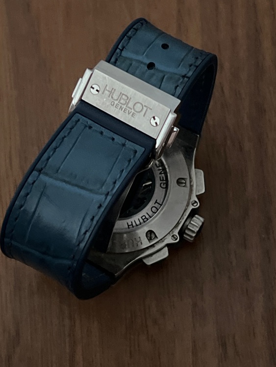 ウブロ ビックバン 301 （高級時計）の商品画像 - 査定依頼日：2025年10月6日 - 最高査定価格：750,000円