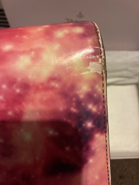 3118S902 PK （ブランド財布・小物）の商品画像 - 査定依頼日：2025年12月7日 - 最高査定価格：100,000円