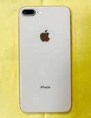 iPhone 8 Plus（スマホ）の商品画像 - 査定依頼日：2023年9月23日 - 最高査定価格：16,600円