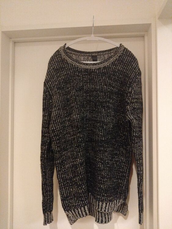 カシミアセーター（古着・ファッション）の商品画像 - 査定依頼日：2025年9月30日 - 最高査定価格：100,000円