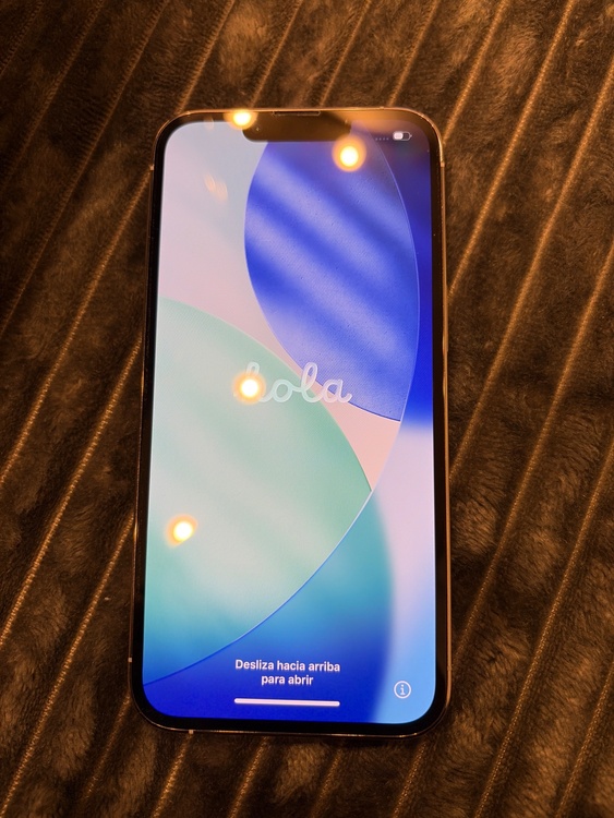 iPhone 13 Pro 128GB docomo（スマホ）の商品画像 - 査定依頼日：2026年4月1日 - 最高査定価格：46,000円