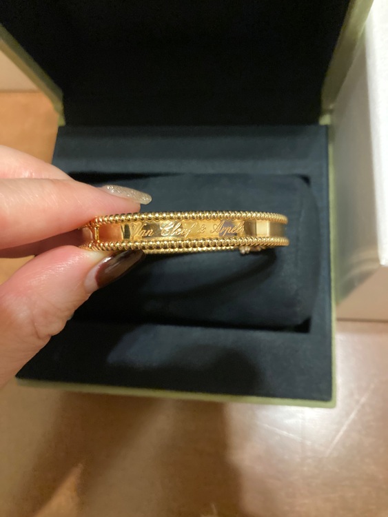 ヴァンクリーフアンドアーペル（金・貴金属）の商品画像 - 査定依頼日：2025年10月13日 - 最高査定価格：700,000円