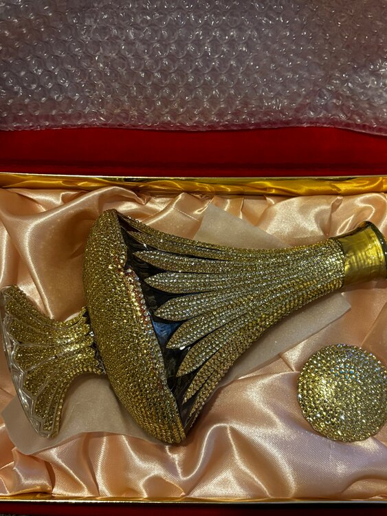 ブランデー ブランデー(その他) （お酒）の商品画像 - 査定依頼日：2025年4月6日 - 最高査定価格：13,000円