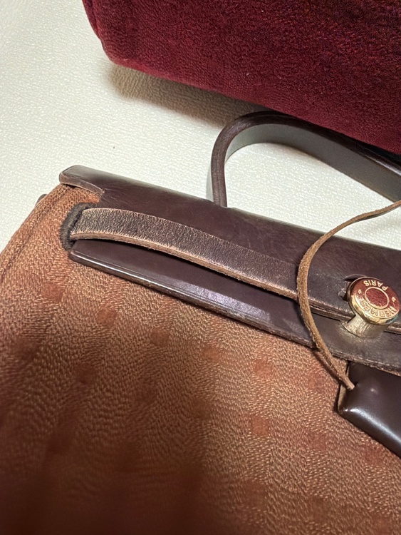 エルメス エールバッグ （ブランドバッグ）の商品画像 - 査定依頼日：2026年4月7日 - 最高査定価格：200,000円