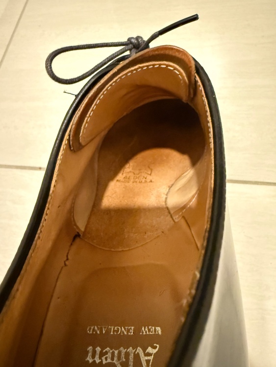 ALDEN 54331 Vチップコードバン（古着・ファッション）の商品画像 - 査定依頼日：2026年4月17日 - 最高査定価格：35,000円