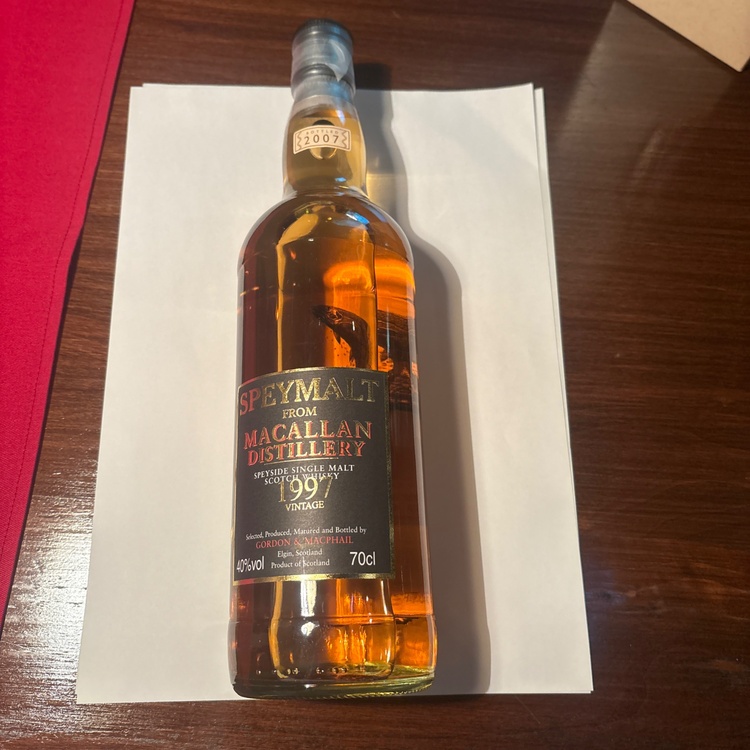 ウイスキー マッカラン （お酒）の商品画像 - 査定依頼日：2026年1月27日 - 最高査定価格：15,000円