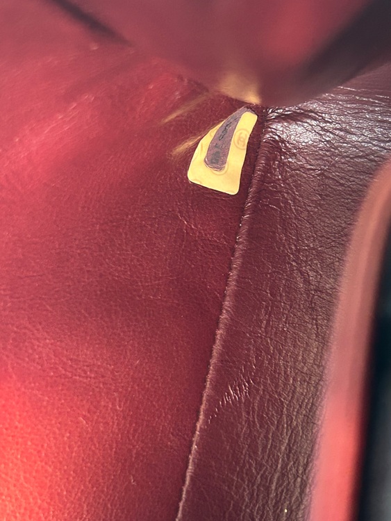 ダイアナフラップ　マトラッセ チェーンショルダー　ミニポーチ付き（ブランドバッグ）の商品画像 - 査定依頼日：2025年9月1日 - 最高査定価格：230,000円