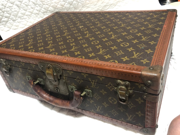 ルイビトンビステン50M2131（ブランドバッグ）の商品画像 - 査定依頼日：2025年9月17日 - 最高査定価格：150,000円