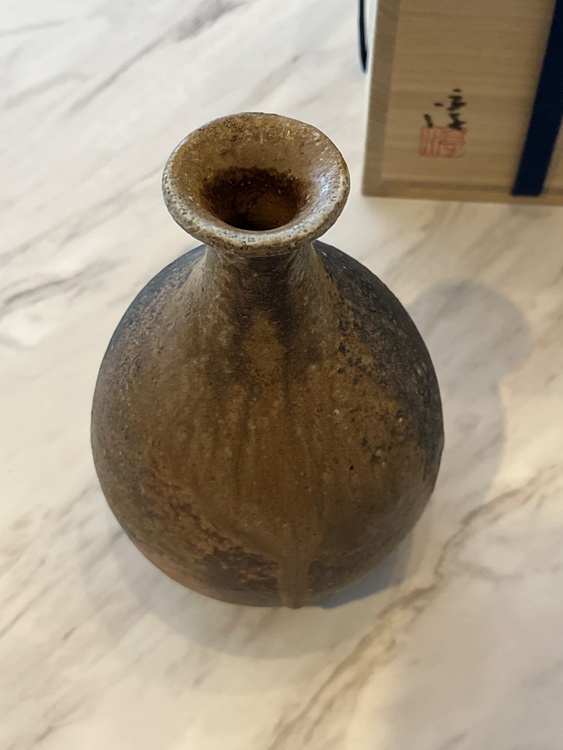 備前焼人間国宝　伊勢崎淳の花瓶（美術品・骨董品）の商品画像 - 査定依頼日：2026年3月24日 - 最高査定価格：30,000円