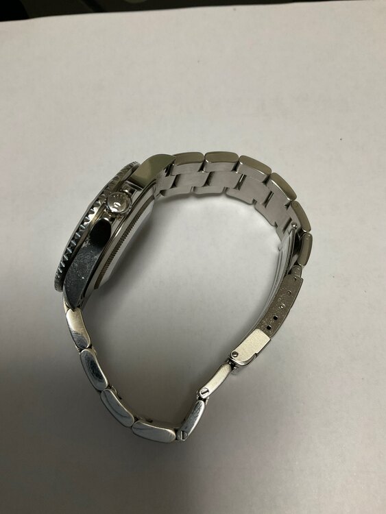 ロレックス GMTマスター （高級時計）の商品画像 - 査定依頼日：2025年3月2日 - 最高査定価格：1,850,000円