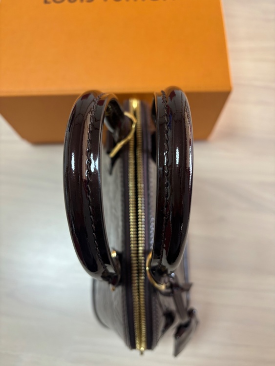 ルイヴィトン アルマ （ブランドバッグ）の商品画像 - 査定依頼日：2025年12月17日 - 最高査定価格：135,000円