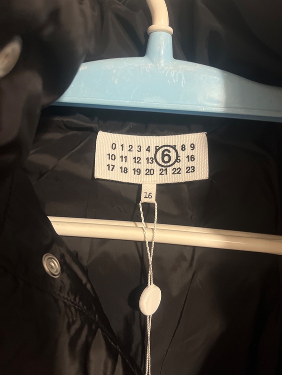 メゾンマルジェラ（古着・ファッション）の商品画像 - 査定依頼日：2026年2月1日 - 最高査定価格：70,000円