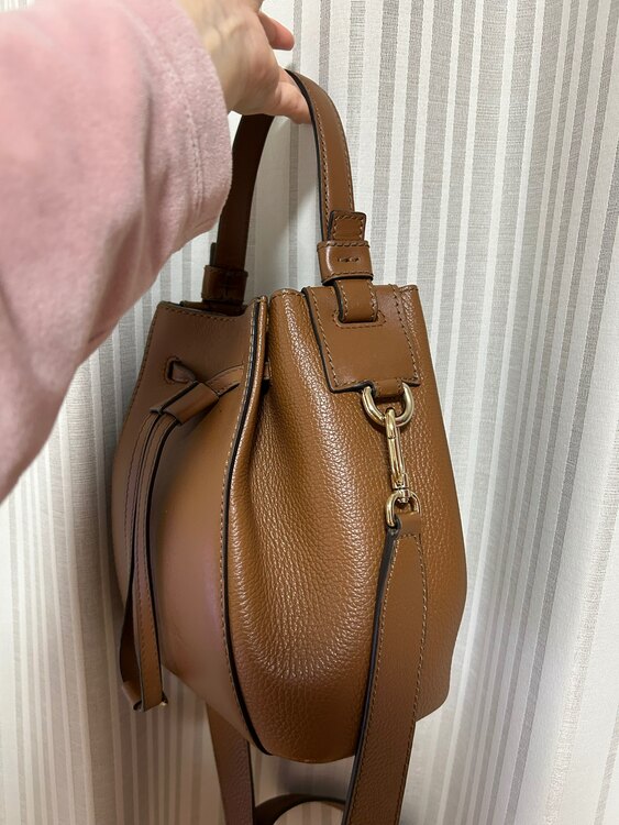 その他 フルラ （ブランドバッグ）の商品画像 - 査定依頼日：2025年3月14日 - 最高査定価格：7,000円