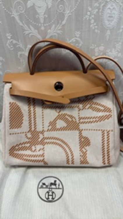 エールバッグ31ブリッドドゥガラショルダーバッグ（ブランドバッグ）の商品画像 - 査定依頼日：2025年8月22日 - 最高査定価格：405,000円