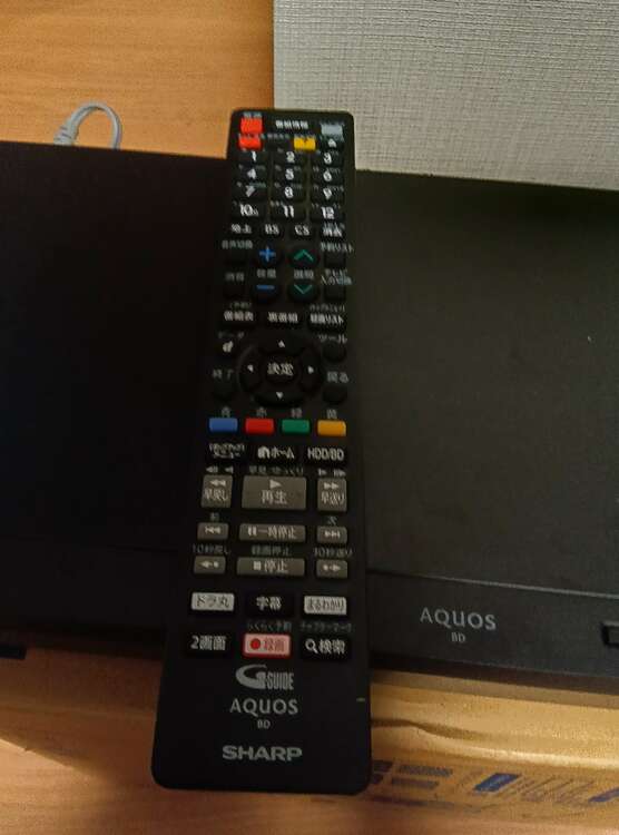 シャープブルーレイレコーダー2b-c10dw1（家電）の商品画像 - 査定依頼日：2025年4月20日 - 最高査定価格：8,000円