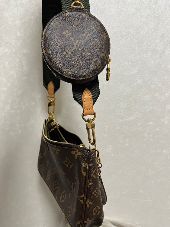 sp4220（ブランドバッグ）の商品画像 - 査定依頼日：2025年1月4日 - 最高査定価格：230,000円