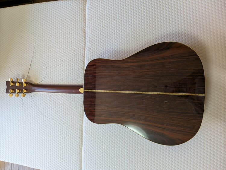 FG-401W（ピアノ・楽器・PA機材）の商品画像 - 査定依頼日：2026年3月24日 - 最高査定価格：10,000円