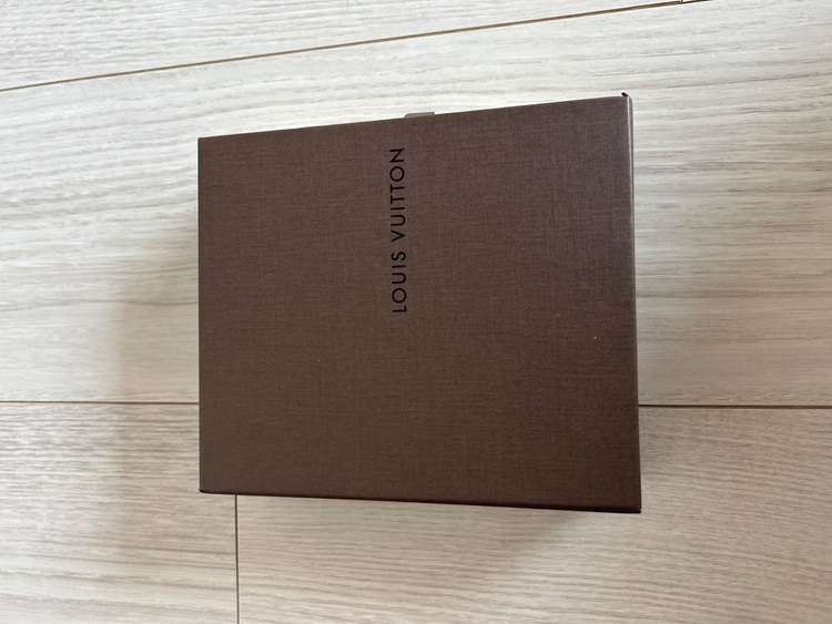 スカーフ（ブランド財布・小物）の商品画像 - 査定依頼日：2025年6月30日 - 最高査定価格：7,000円