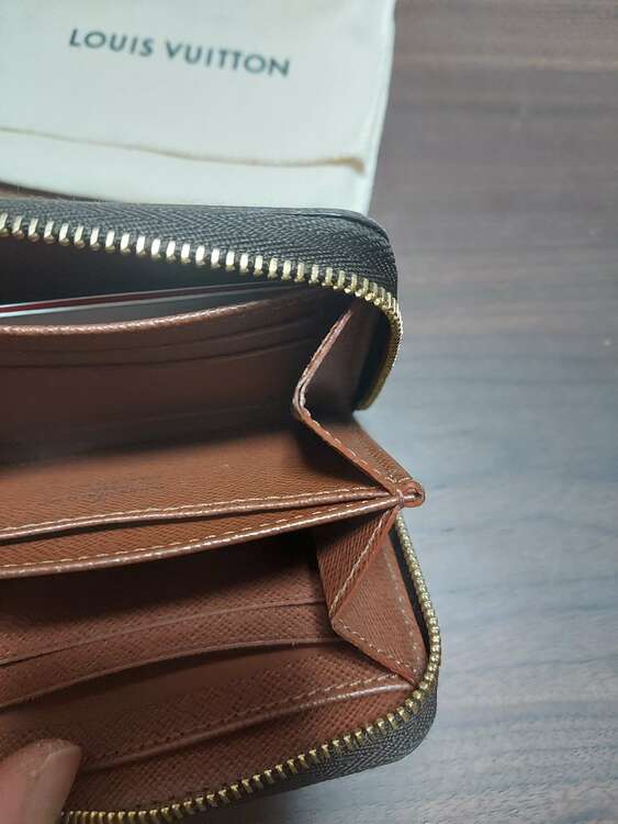 ジッピーコインパース（ブランド財布・小物）の商品画像 - 査定依頼日：2025年1月26日 - 最高査定価格：25,000円